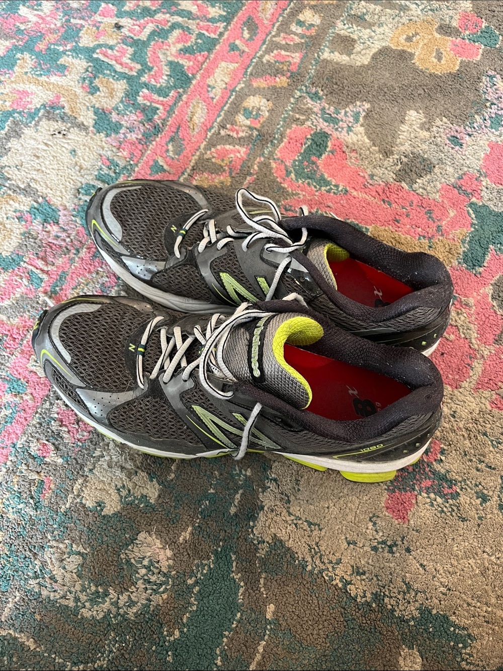 New Balance Men's Gray Athletic Shoes with Lime Accents